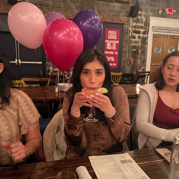 Meet your Posher, Mylsa - Picture 1 of 1